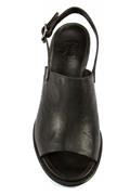 Gru Open Black Leather