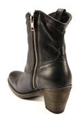 Taylor Short Black