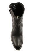 Taylor Short Black