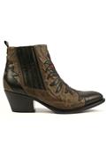 Cassandre Graphite Black Leather Red Ayers