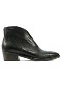 Perform Black Rodeo Leather