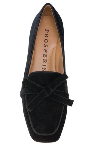 Moccasin Black Velvet