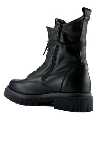 Amphibian Black Leather Rubber Outsole