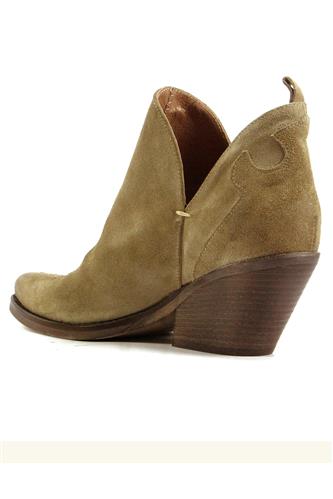 India Sand Aged Suede