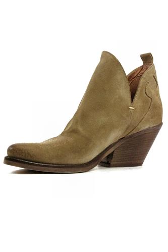 India Sand Aged Suede