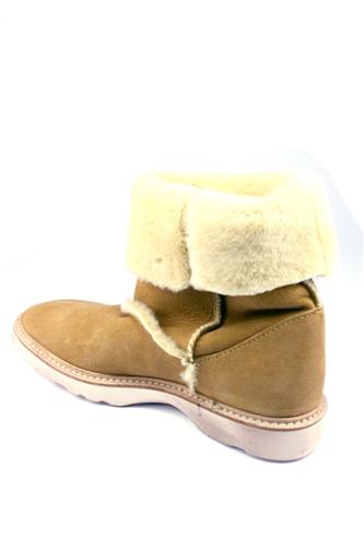 Joss Sheepskin Light Brown Honey
