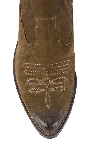 Texan Mud Brown Ages Suede